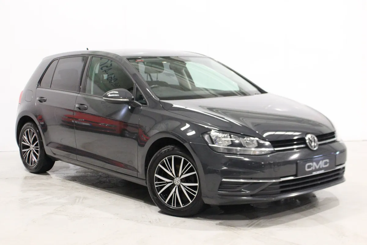 Volkswagen Golf 2017 1.6 TDI SE - Image 1