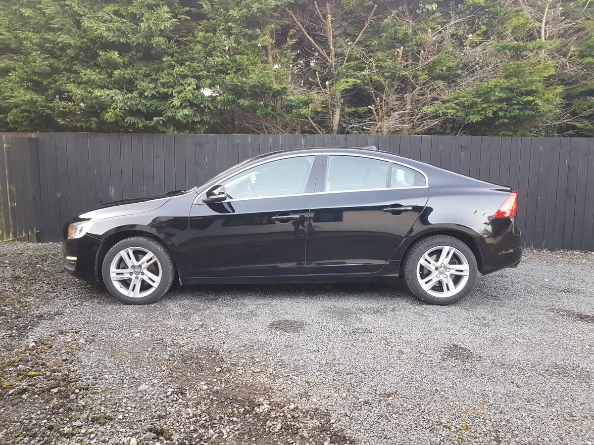 VOLVO S60 .. NEW NCT.. CREAM LEATHER - Image 4