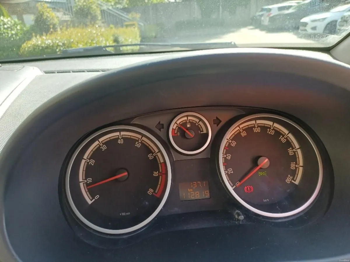 Opel Corsa, 1.2, 16xV, Petrol - 2008 - Image 2