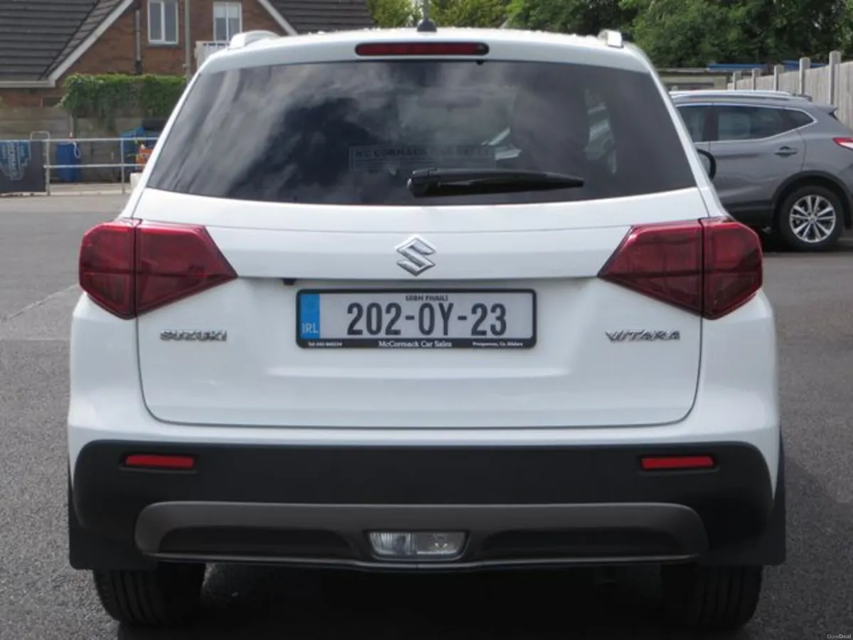Suzuki Vitara 1.0 PETROL 5DR - Image 4