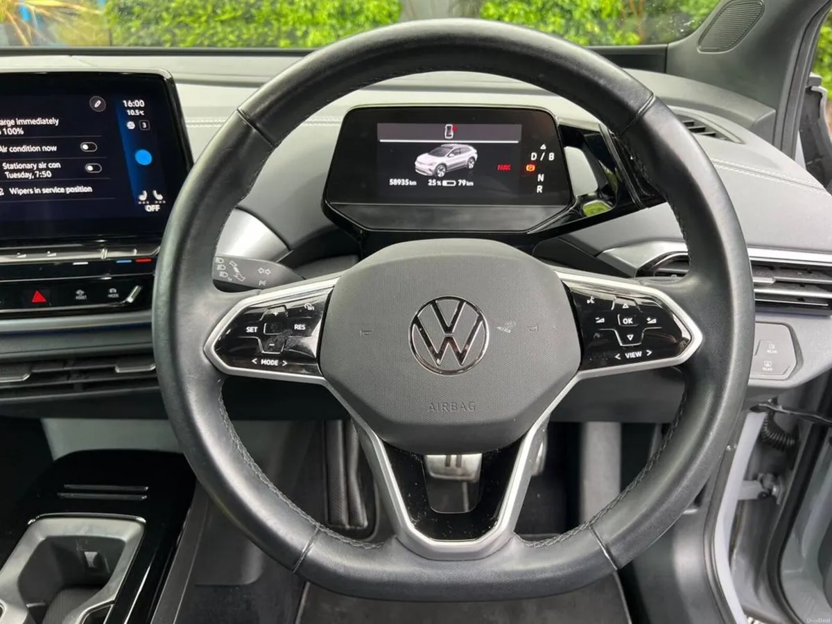 Volkswagen ID.4 PURE LIFE 52 KWH // APPLE CARPLAY/ - Image 4