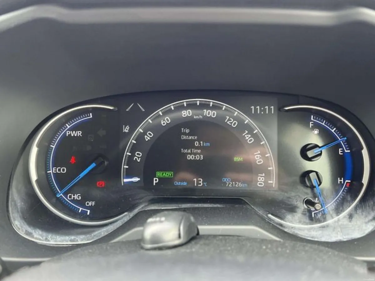 Toyota RAV4 2.5 Hybrid G Leather Pack 4WD - Image 4