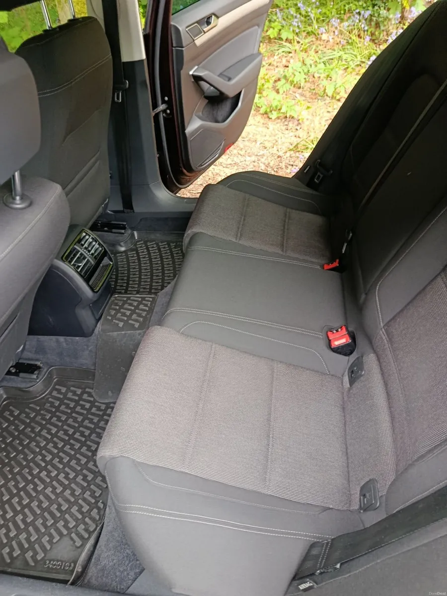 Volkswagen Passat 2015 - Image 4