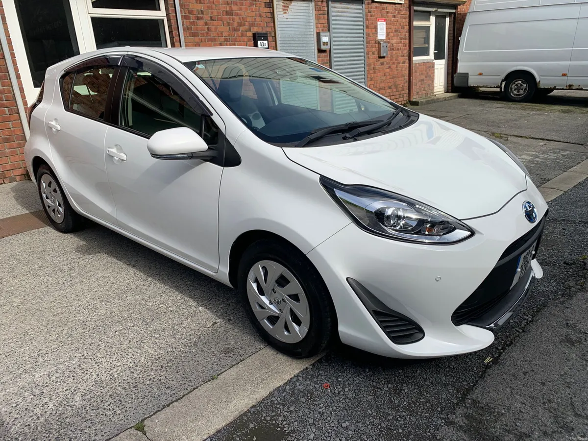 Toyota Aqua 2020 - Image 3