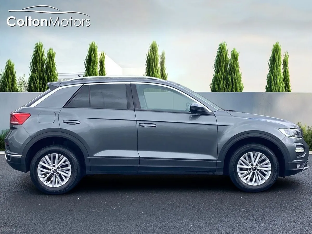 Volkswagen T-Roc Design 2.0 TDi - Image 4