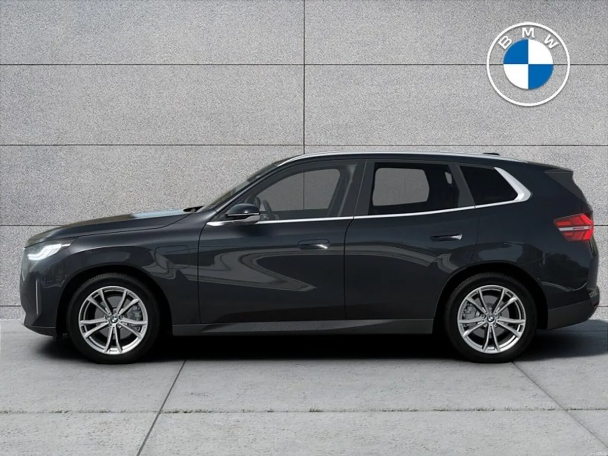 BMW X3 30e xDrive xLine - Image 2