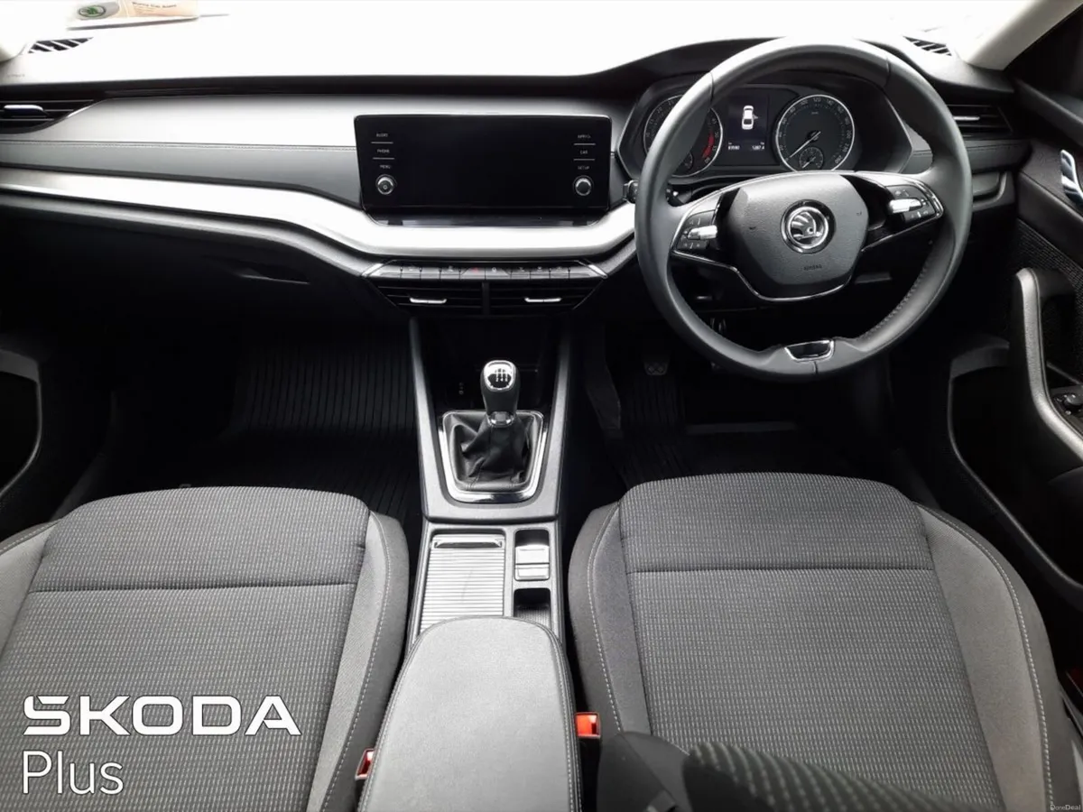 Skoda Octavia OCTAVIA AMB 2.0TDI 115HP - Image 3