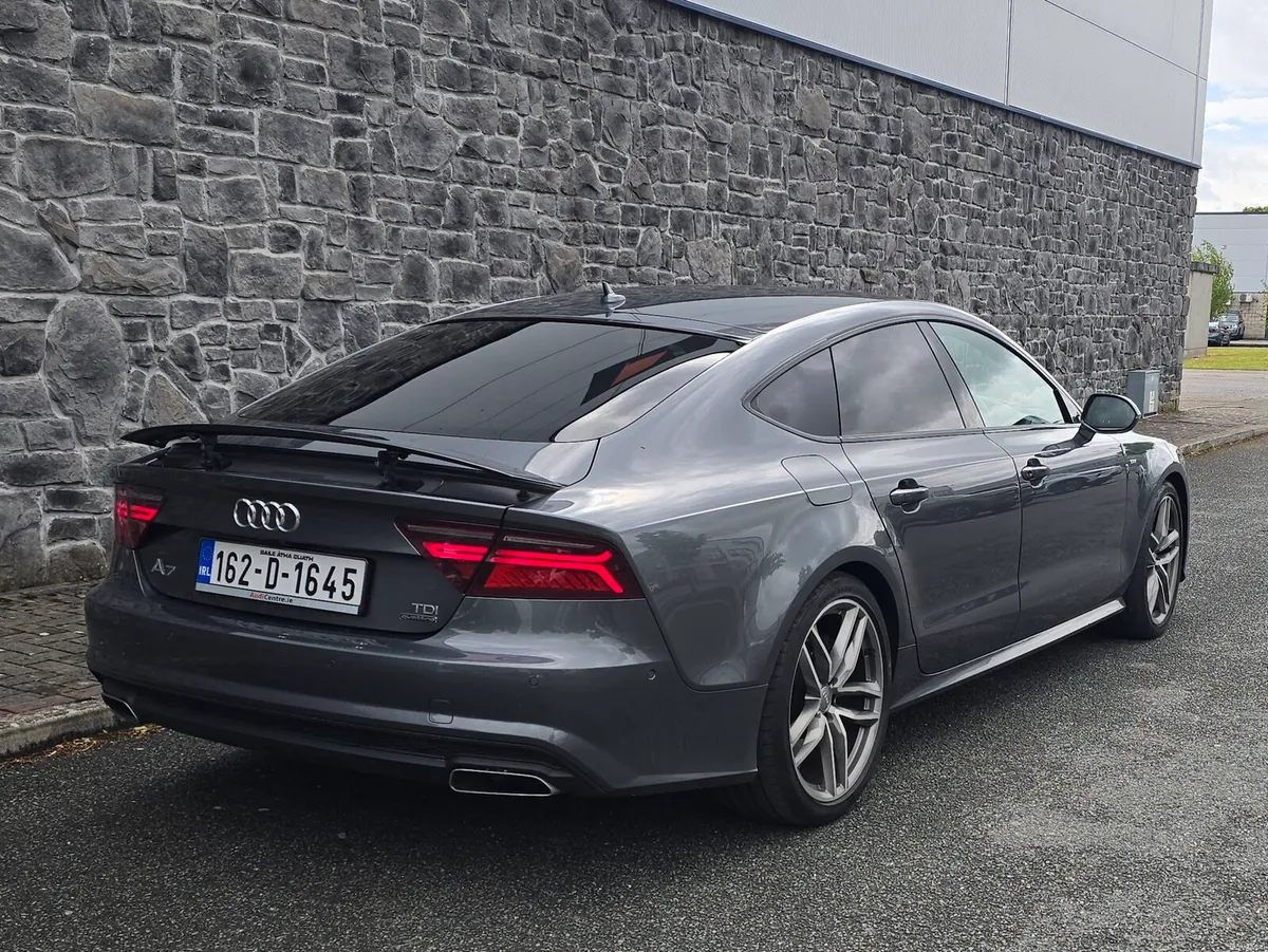 Audi A7 3.0 V6 Quattro 272bhp Black Edition - Image 3