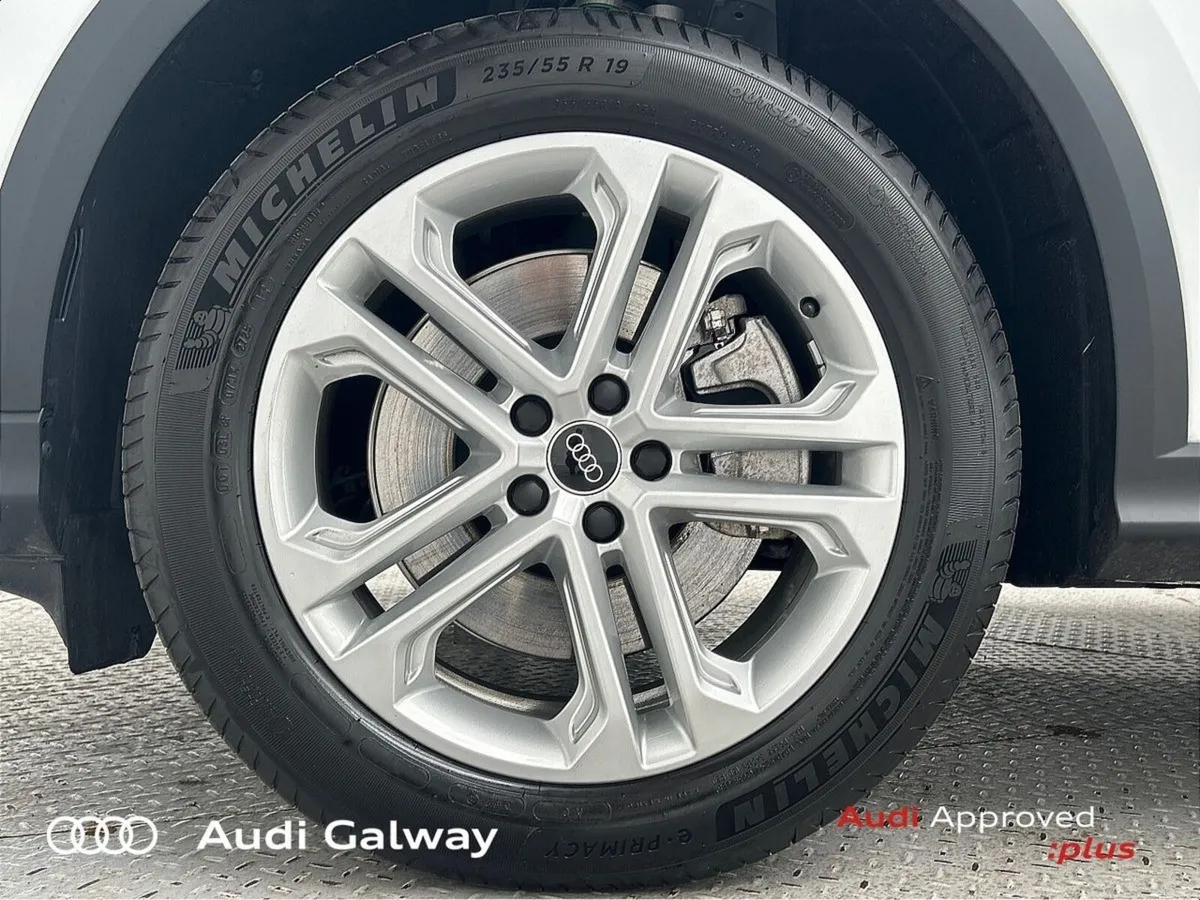 Audi Q5 €615 p/m - E-HYBRID SE QUATTRO A/T - Image 6