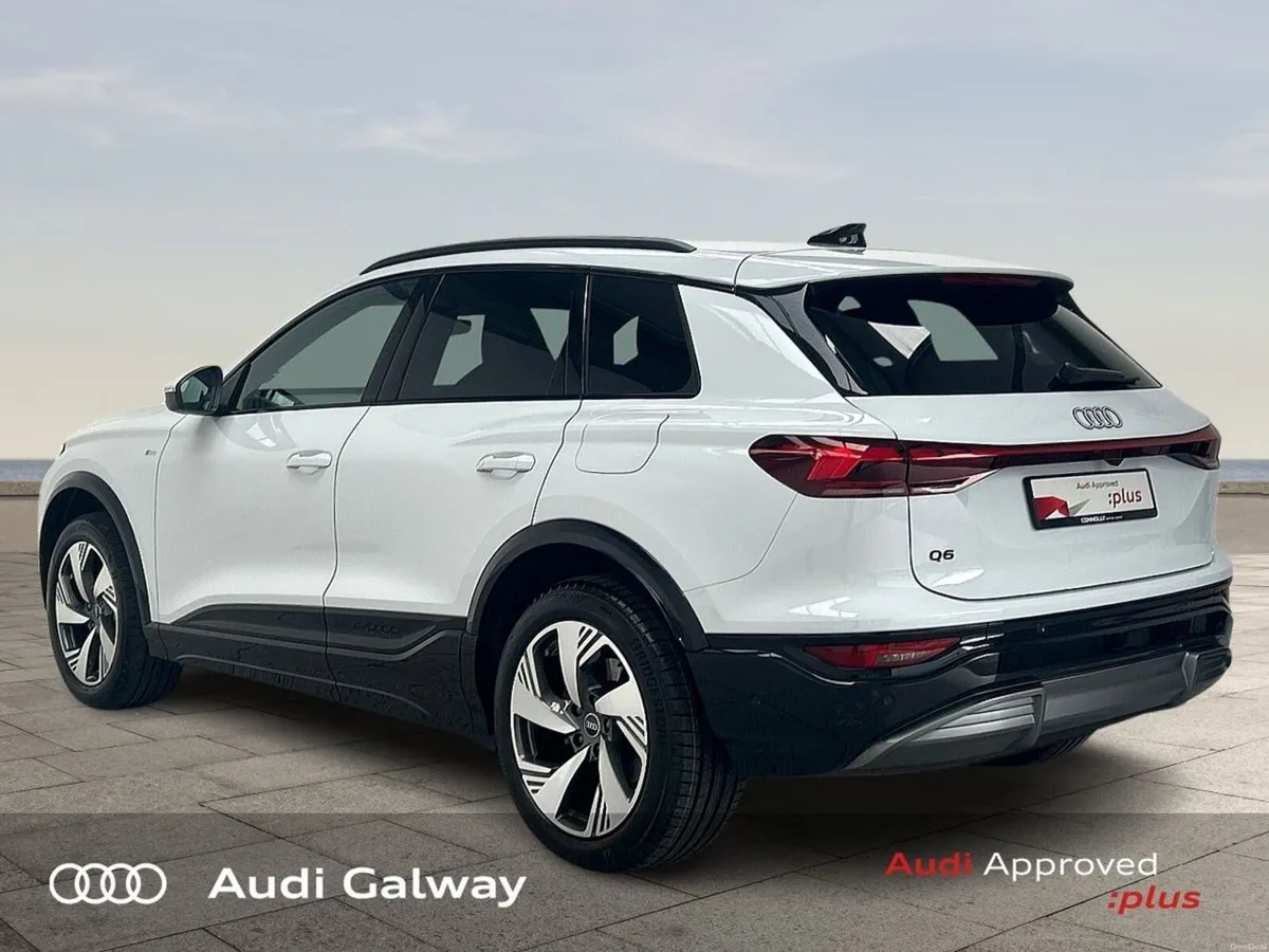 Audi Q6 e-tron €679 p/m - E-TRON PERFROMANCE S-LIN - Image 4