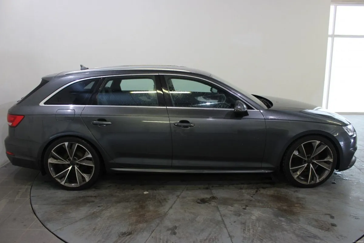 Audi A4 AVANT 2.0TDI 150HP S-Line - TENDER 45 - EN - Image 4