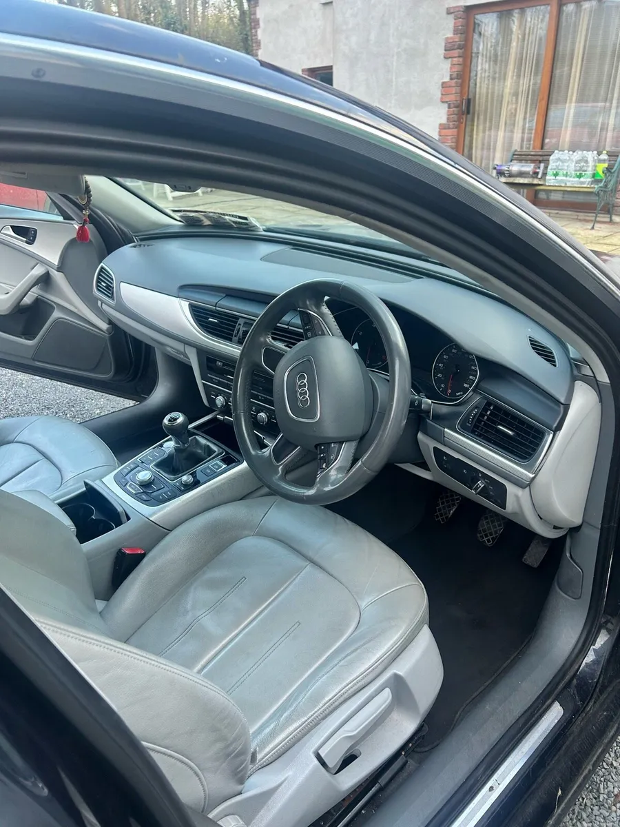 Audi A6 - Image 2
