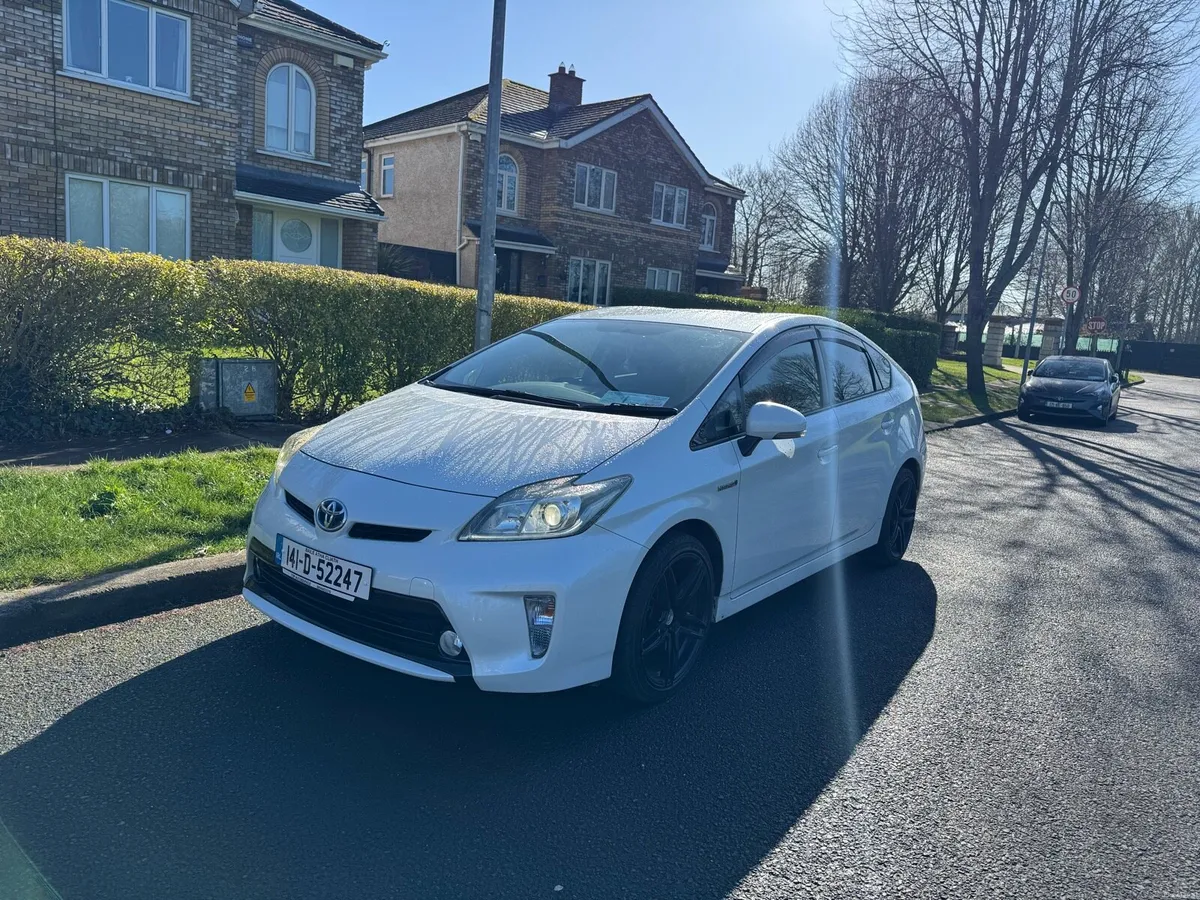 Toyota Prius 2014 - Image 3