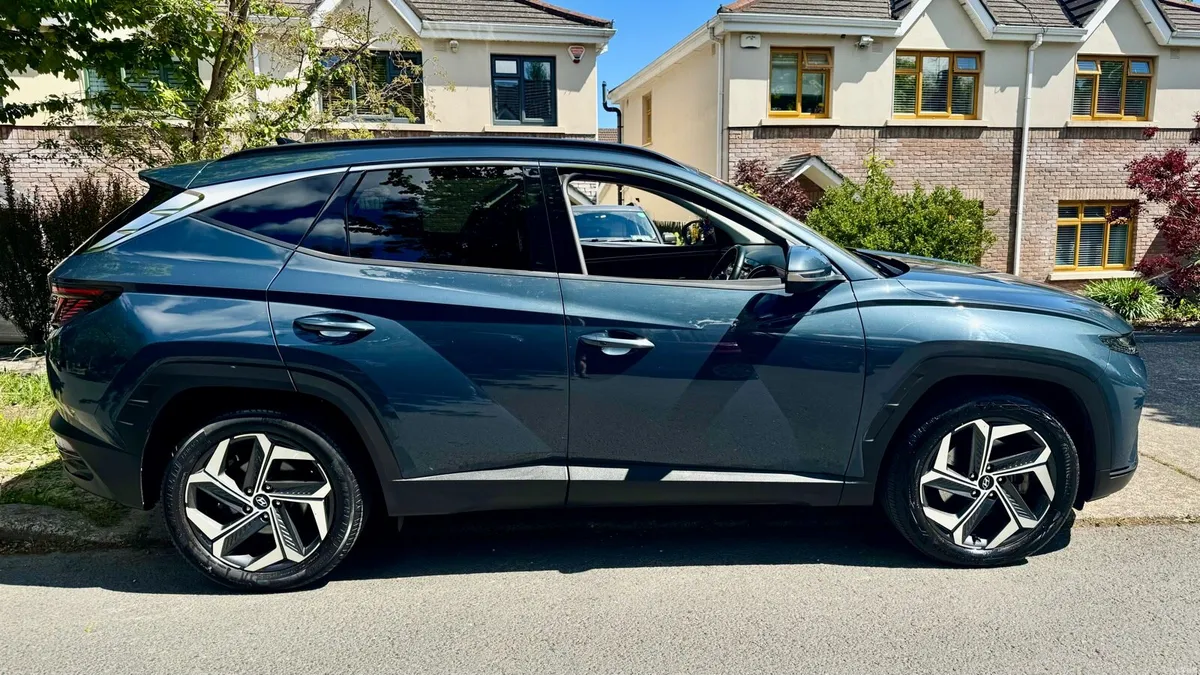 2021 Hyundai Tucson Exec Plus * LOW KMS 42k * - Image 3