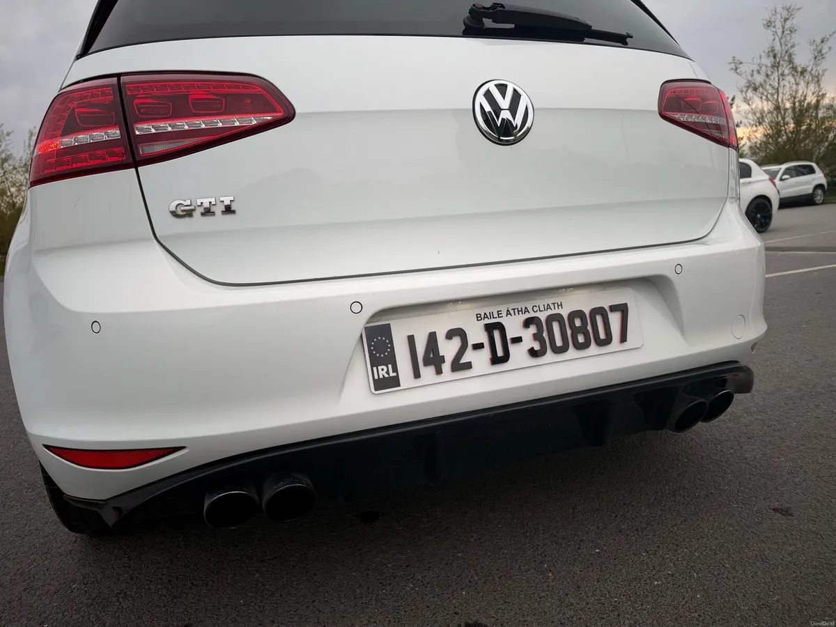 2014 Volkswagen Golf GTI 2.0 TSI DSG - Image 4