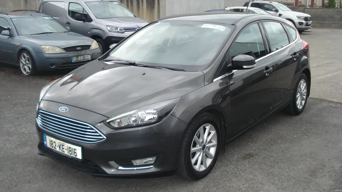 Ford Focus 2018 - Image 2