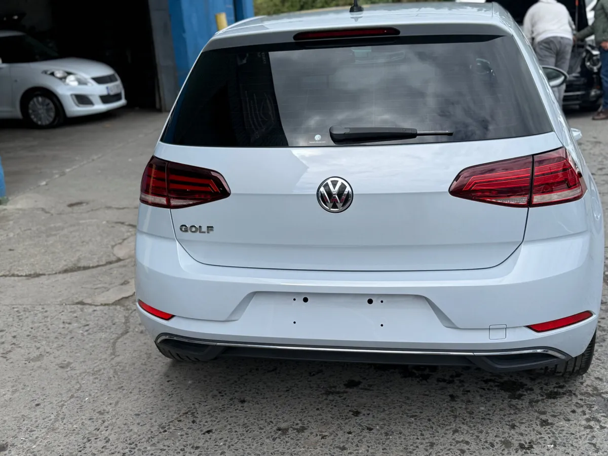 2019 Volkswagen Golf 1.2 Tsi Auto /23 K Low mileag - Image 4