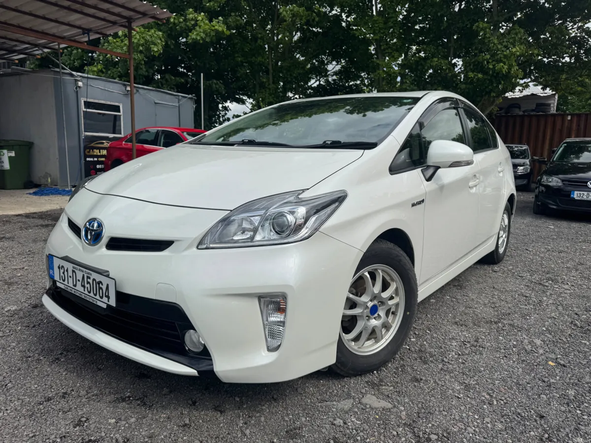 Toyota Prius Hybrid Automatic - Image 2