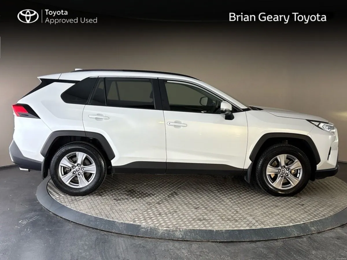 Toyota RAV4 HYBRID LUNA - Image 3