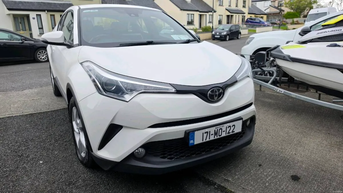 Toyota C-HR - Image 1
