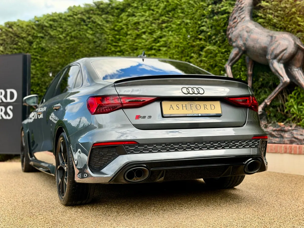 Audi RS3 400BHP GREAT SPEC AS NEW - Image 5
