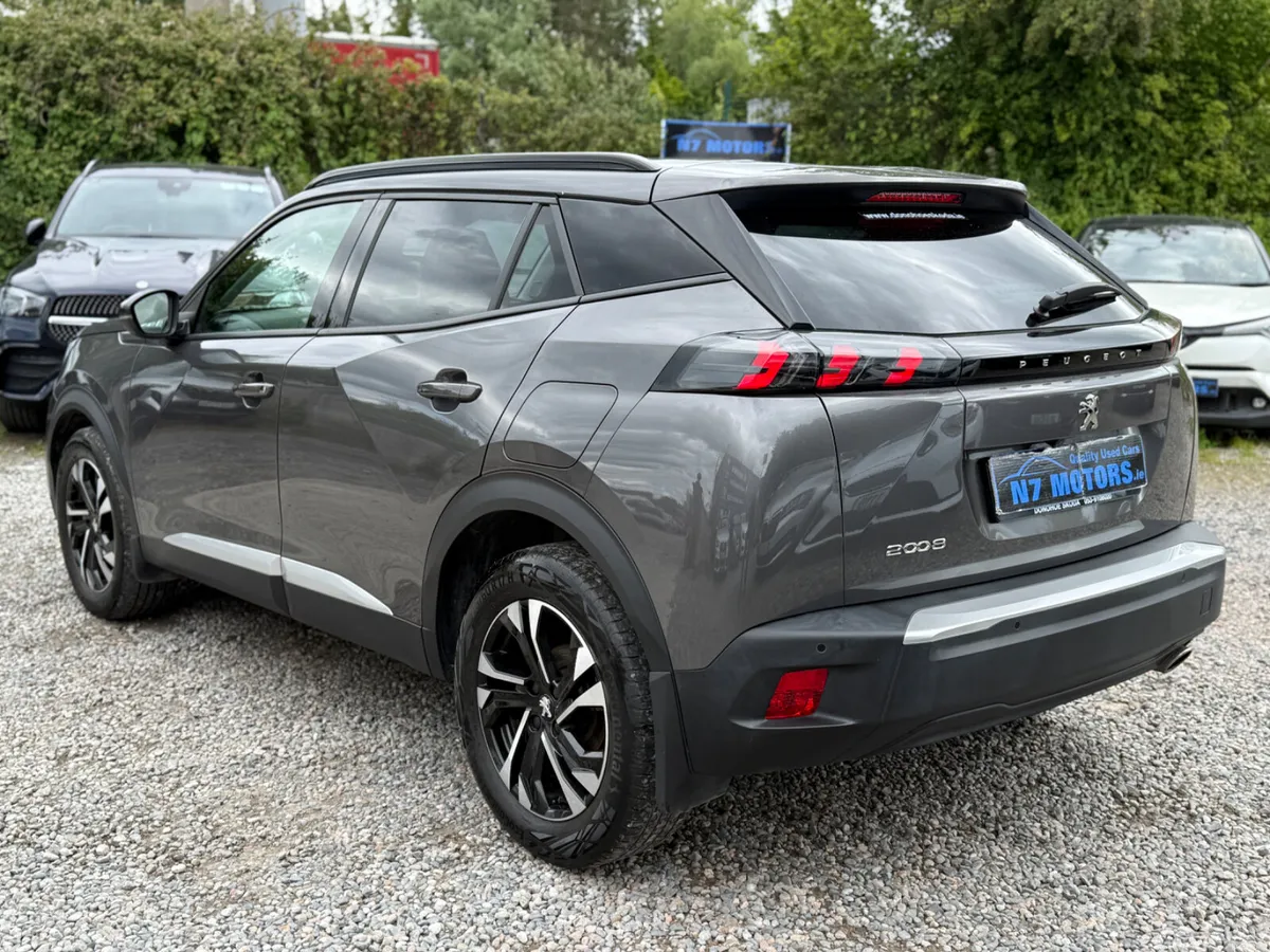 2022 Peugeot 2008 ALLURE 1.5 BLUE HDI - Image 5