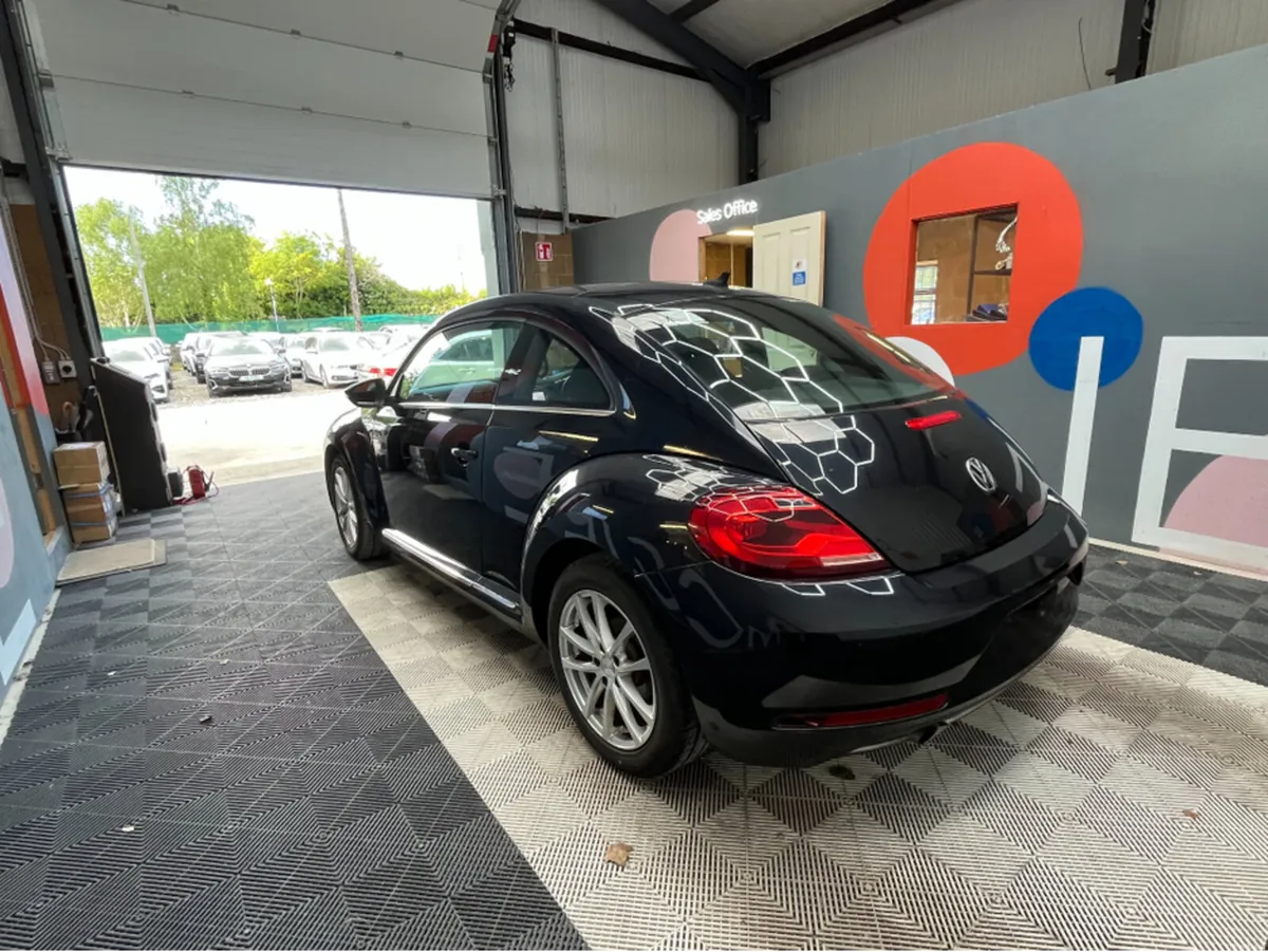 Volkswagen Beetle 2017 VOLKSWAGEN BEETLE DESIGN 1. - Image 4