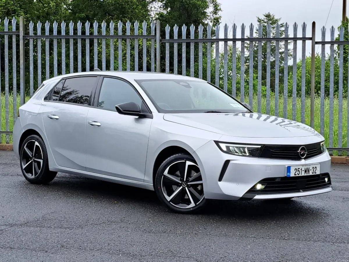 Opel Astra ELEGANCE 1.5TD 130BHP 8-SPEED AUTOMATIC - Image 2
