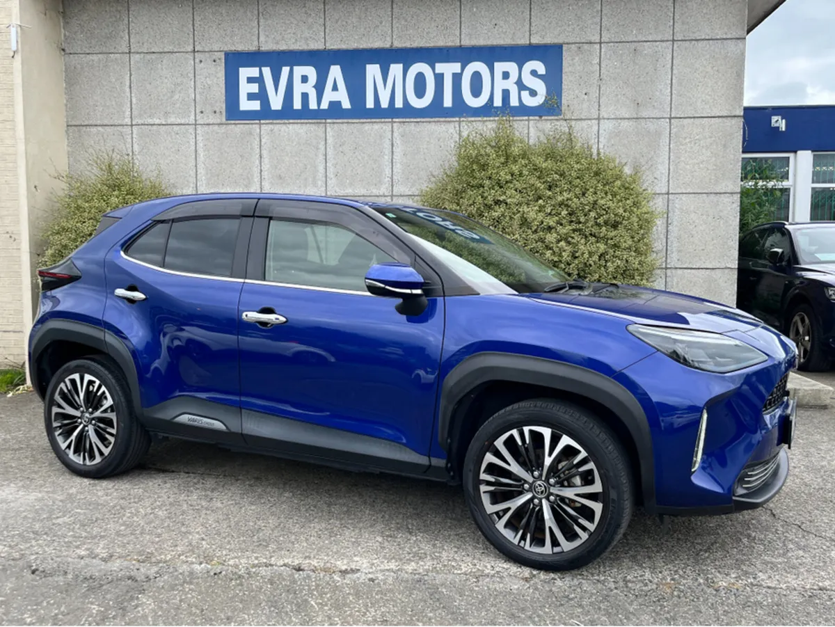 Toyota Yaris Cross G AUTOMATIC HYBIRD 1.5 PETROL / - Image 2
