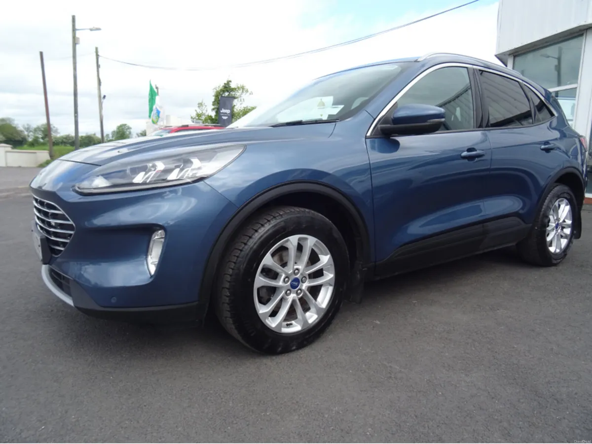 Ford Kuga TITANIUM 5DR 1.5 TD 120 S6.2 M6 F - Image 2