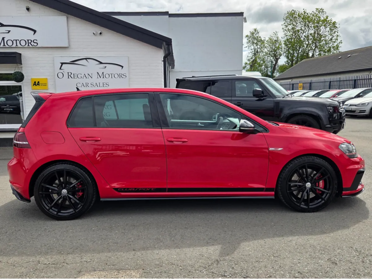 Volkswagen Golf GTI CLUBSPORT 2.0 TSI 265 BHP - Image 2