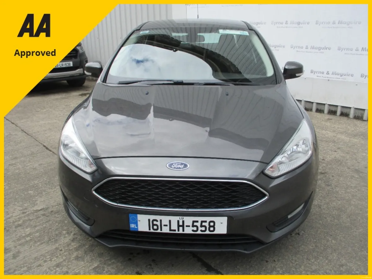 Ford Focus STYLE 4DR 1.5 TD 95PS 6SPEED - Image 2
