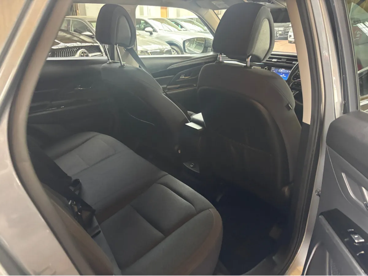 SsangYong Korando EL 1.6 2WD 4DR AUTO - Image 4