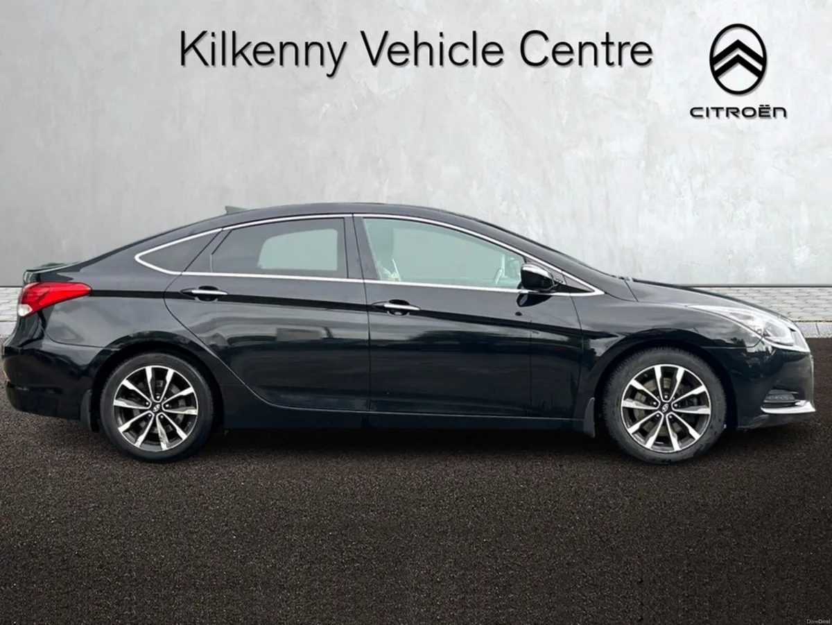 Hyundai i40 **ARRIVING SOON**EXECUTIVE 5DR - Image 2