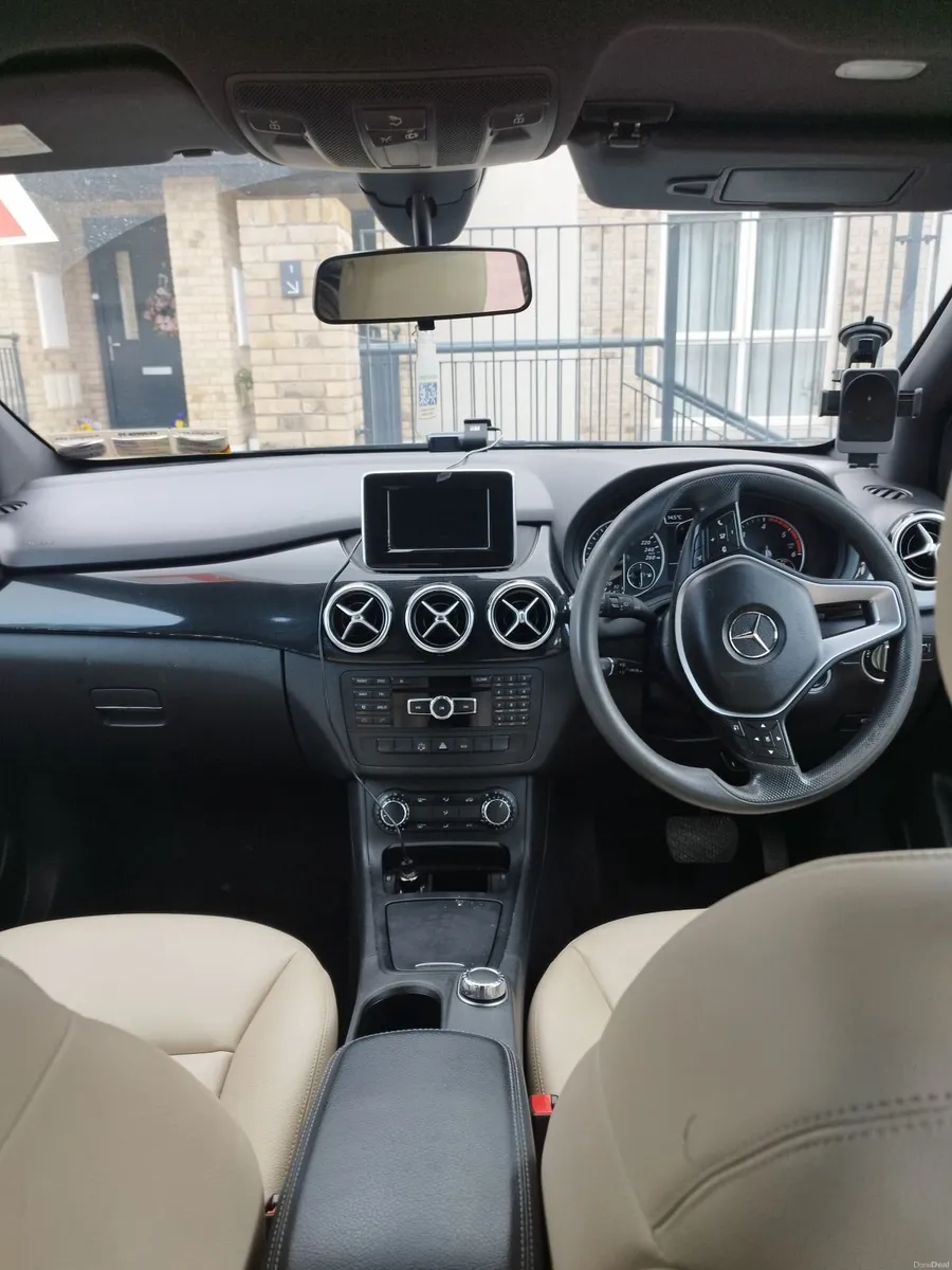 Mercedes-Benz B-Class 2012 - Image 1