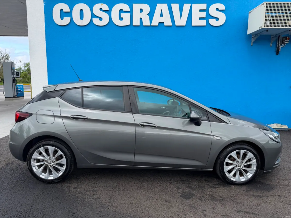 Opel Astra SC 1.0I Turbo 105PS 5DR - Image 2
