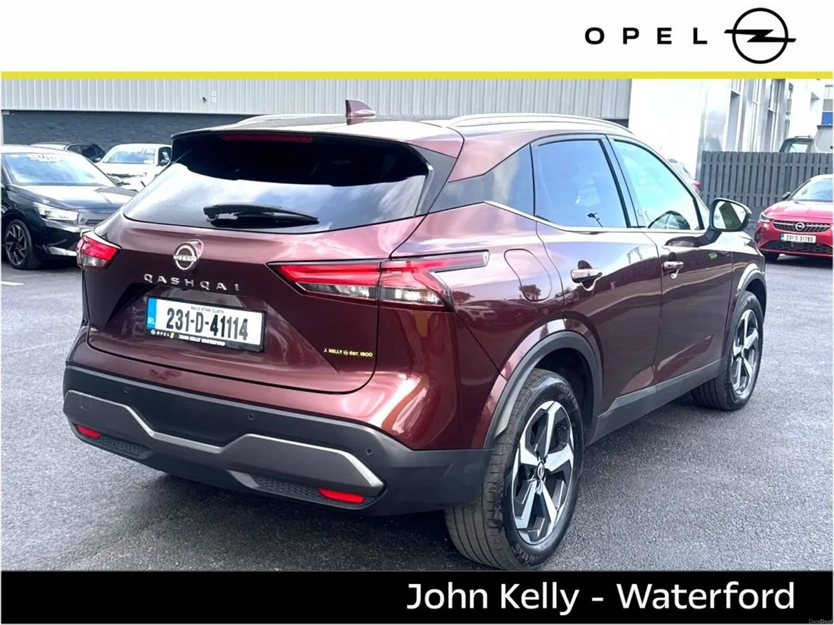 Nissan Qashqai 1.3 PET MILD HYBRID SV PREMIUM - Image 4