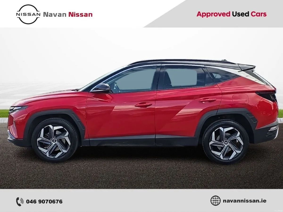 Hyundai Tucson 2WD Executive Plus HEV Auto 2 Tone - Image 4