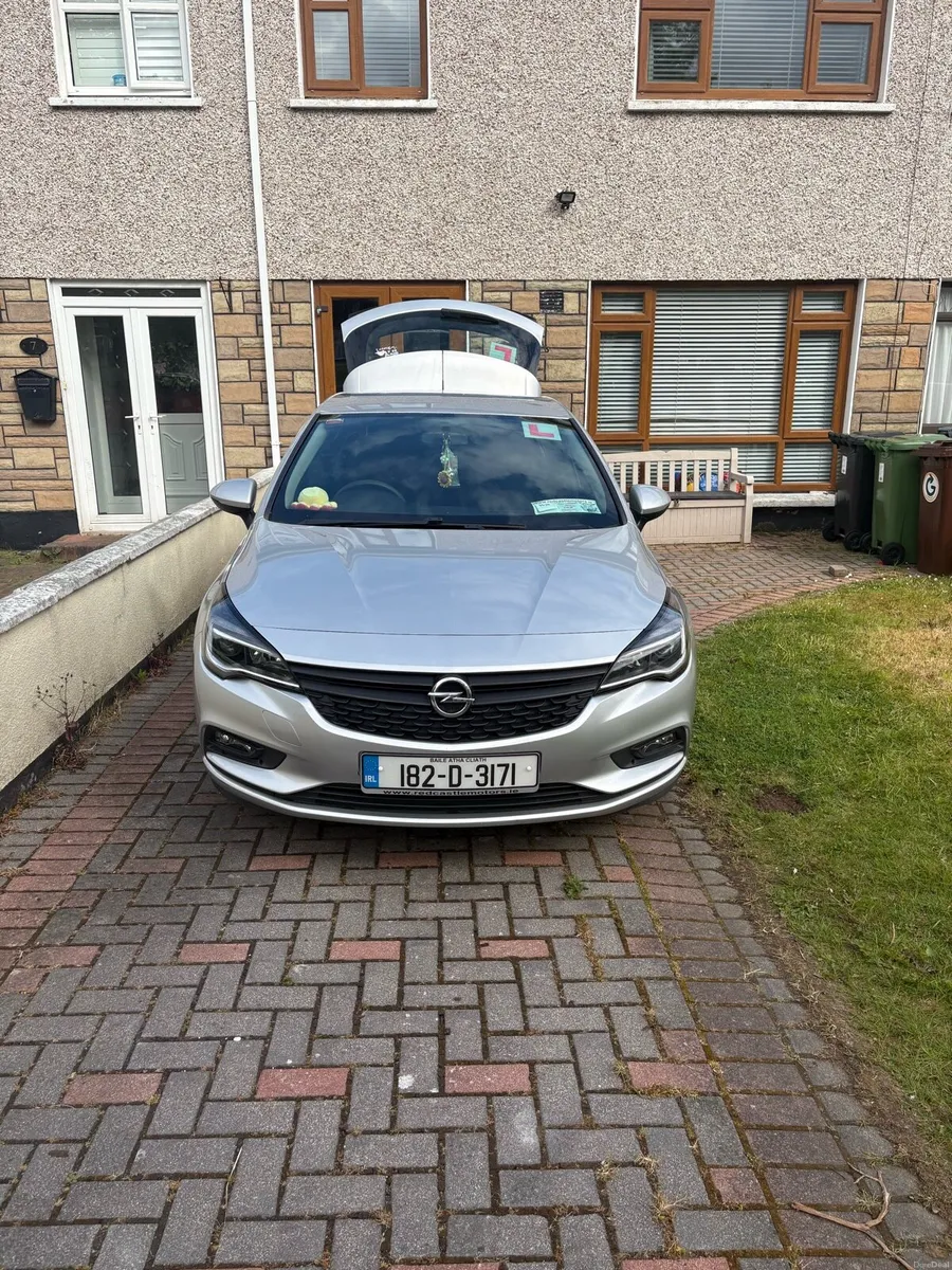 Opel Astra 2018 - Image 3