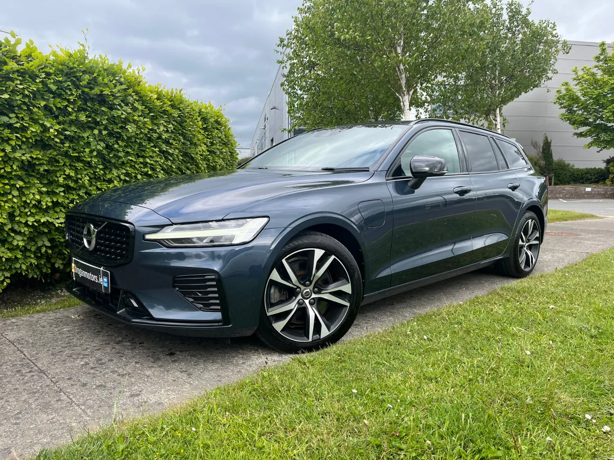 Volvo V60 2022 2.0 T6 AWD PHEV - Image 4