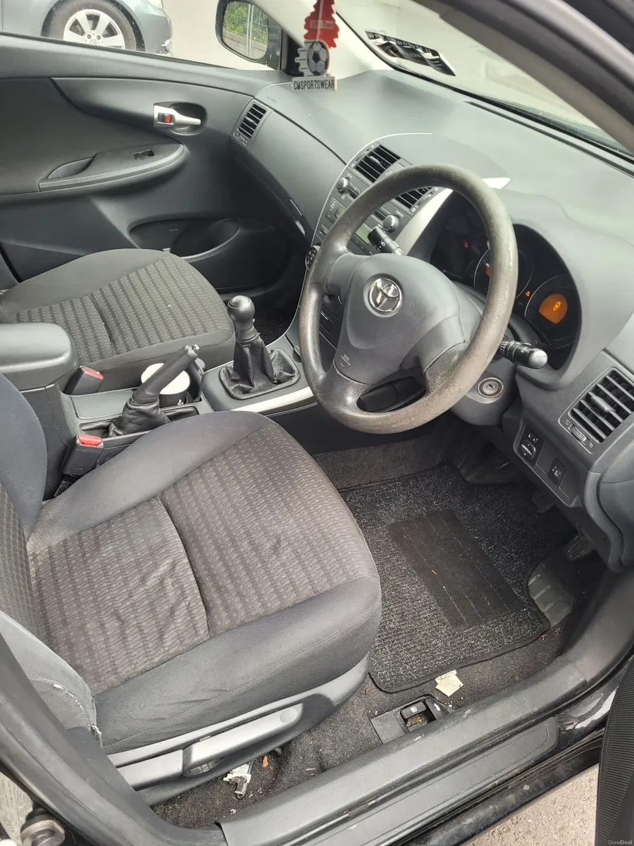 Toyota Corolla 2009 - Image 1
