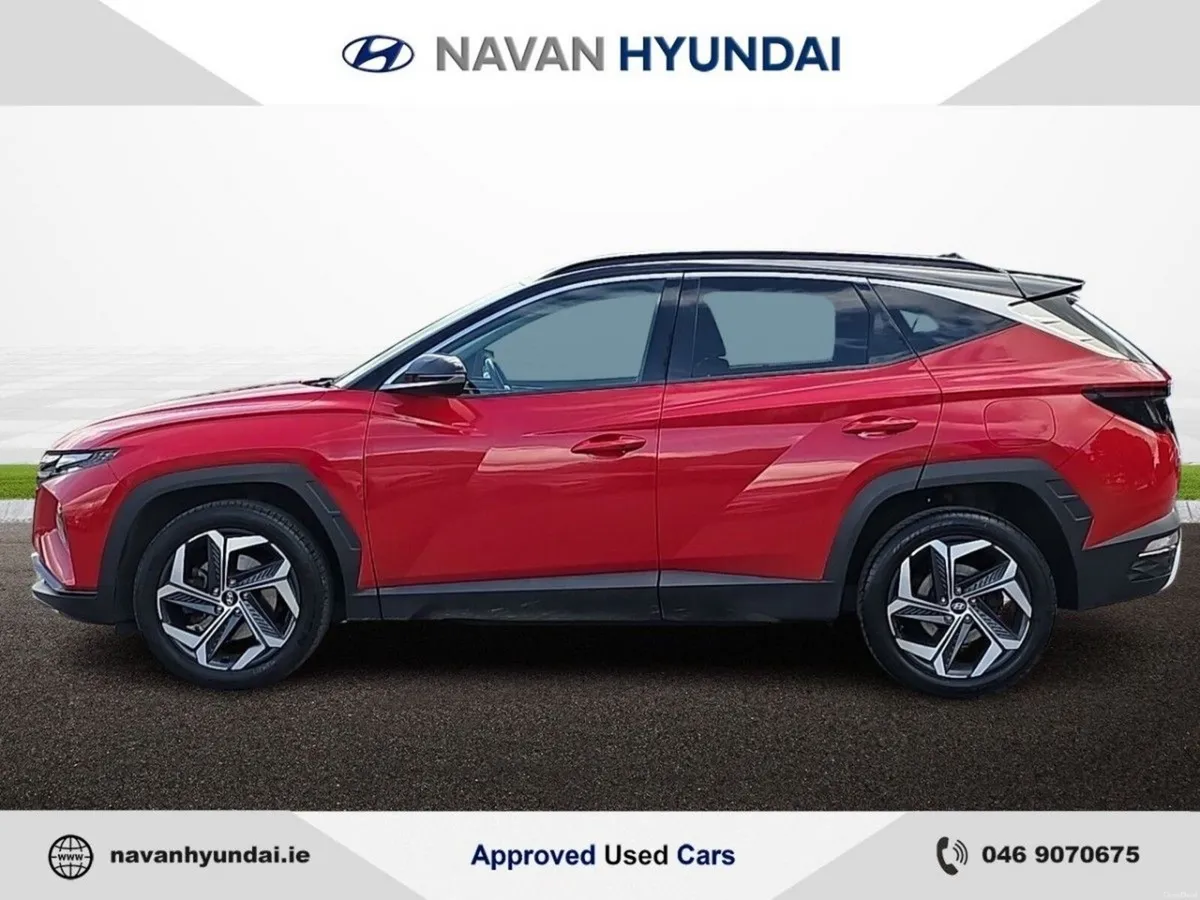 Hyundai Tucson 2WD Executive Plus HEV Auto 2 Tone - Image 4