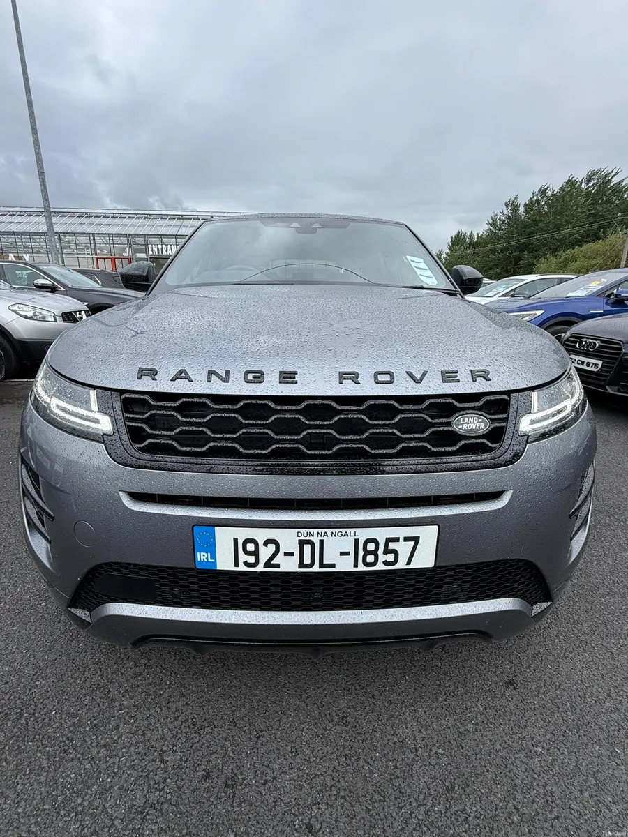 Range Rover Evoque 4x4 AUTO ,PAN ROOF 2YR WARRANTY - Image 1