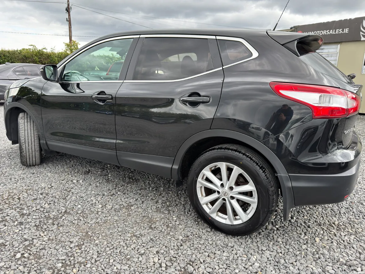 Nissan Qashqai 1.5 DCI SV 6 SPEED - Image 3