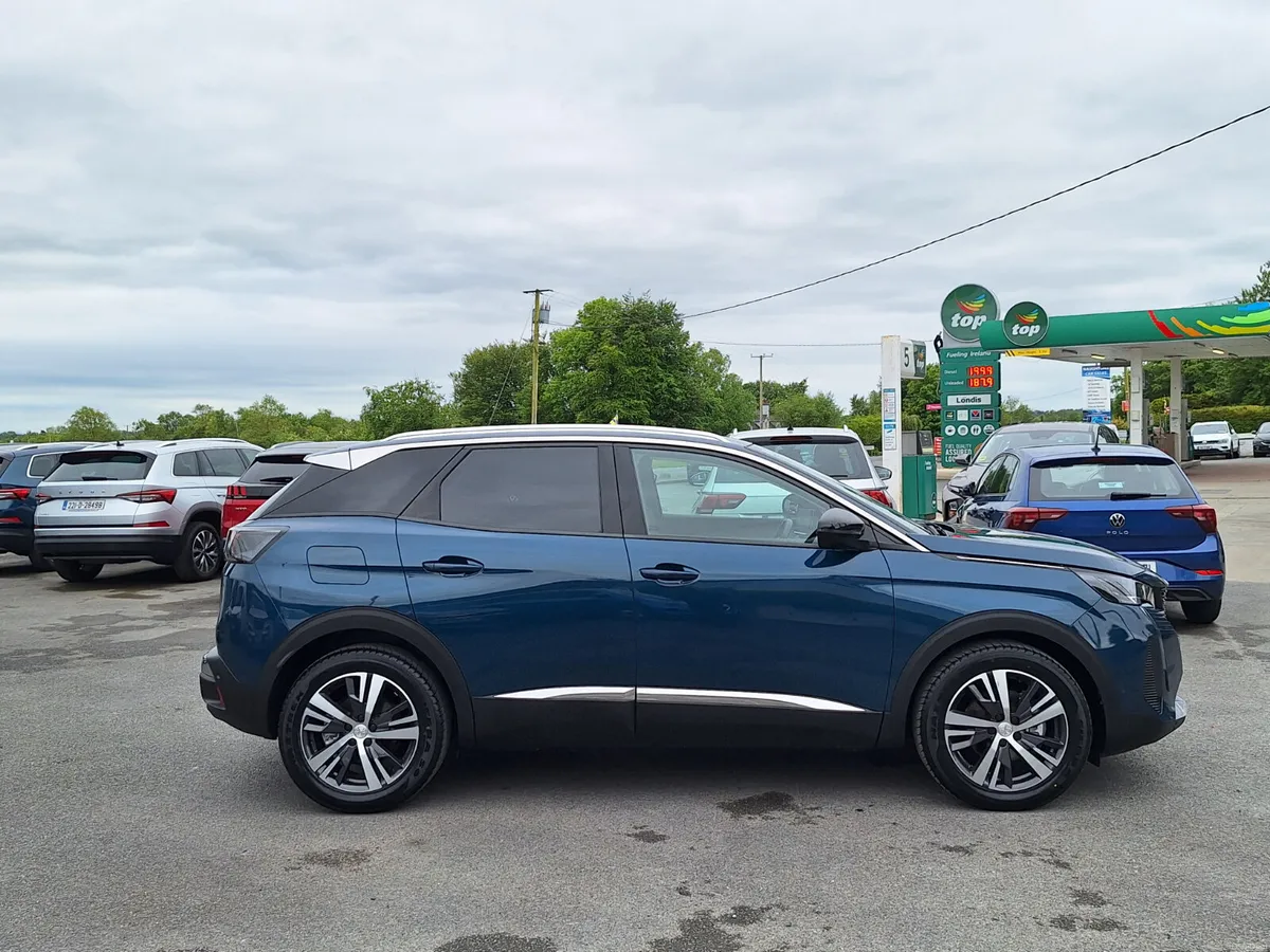 Peugeot 3008 Allure 1.5 HDI *High Spec/Camera/Half - Image 2