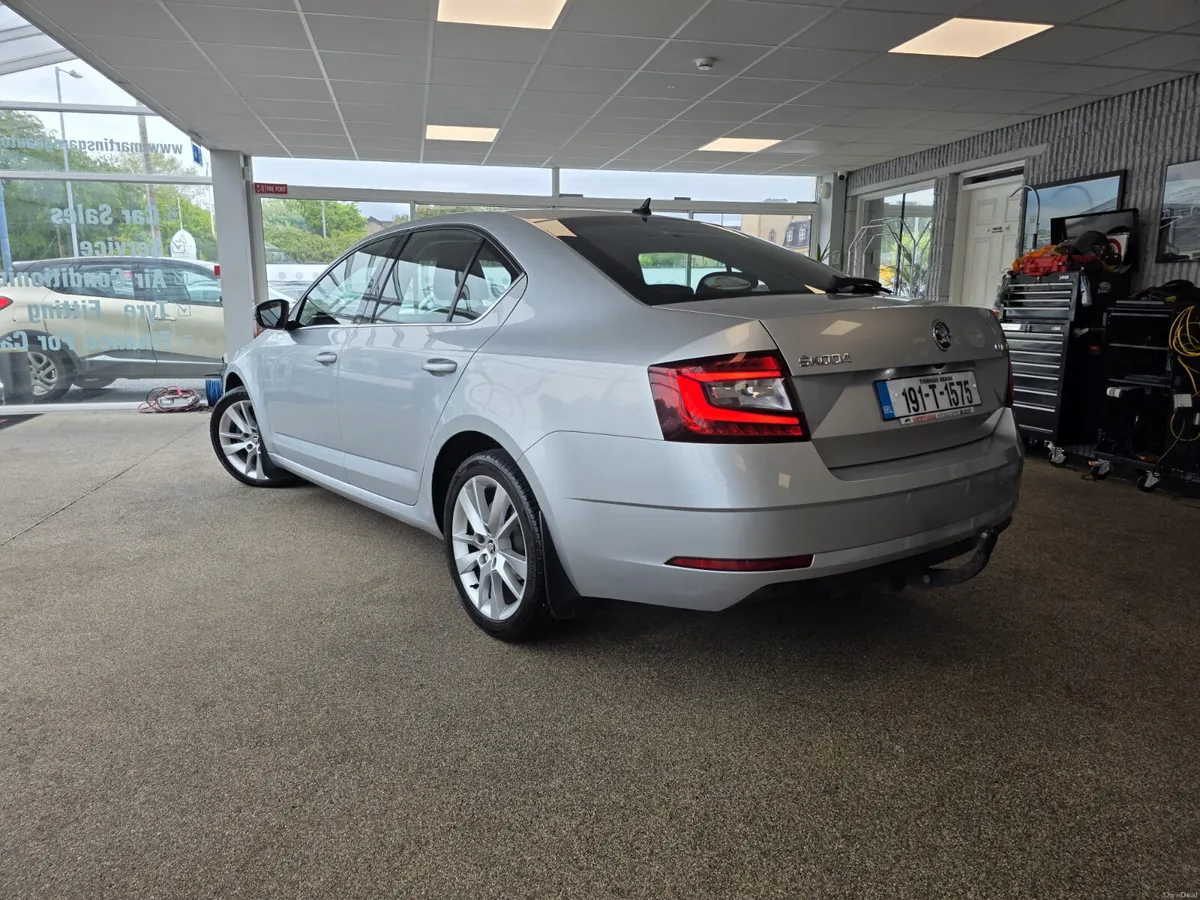 Skoda Octavia STYLE 1.6TDI 115HP DSG  2019 - Image 3