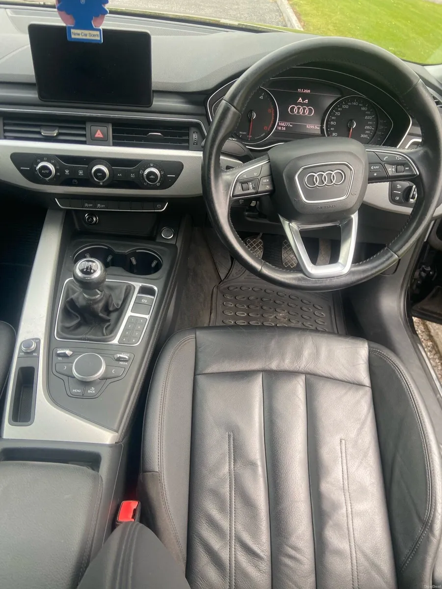 Selling Audi a4 - Image 4