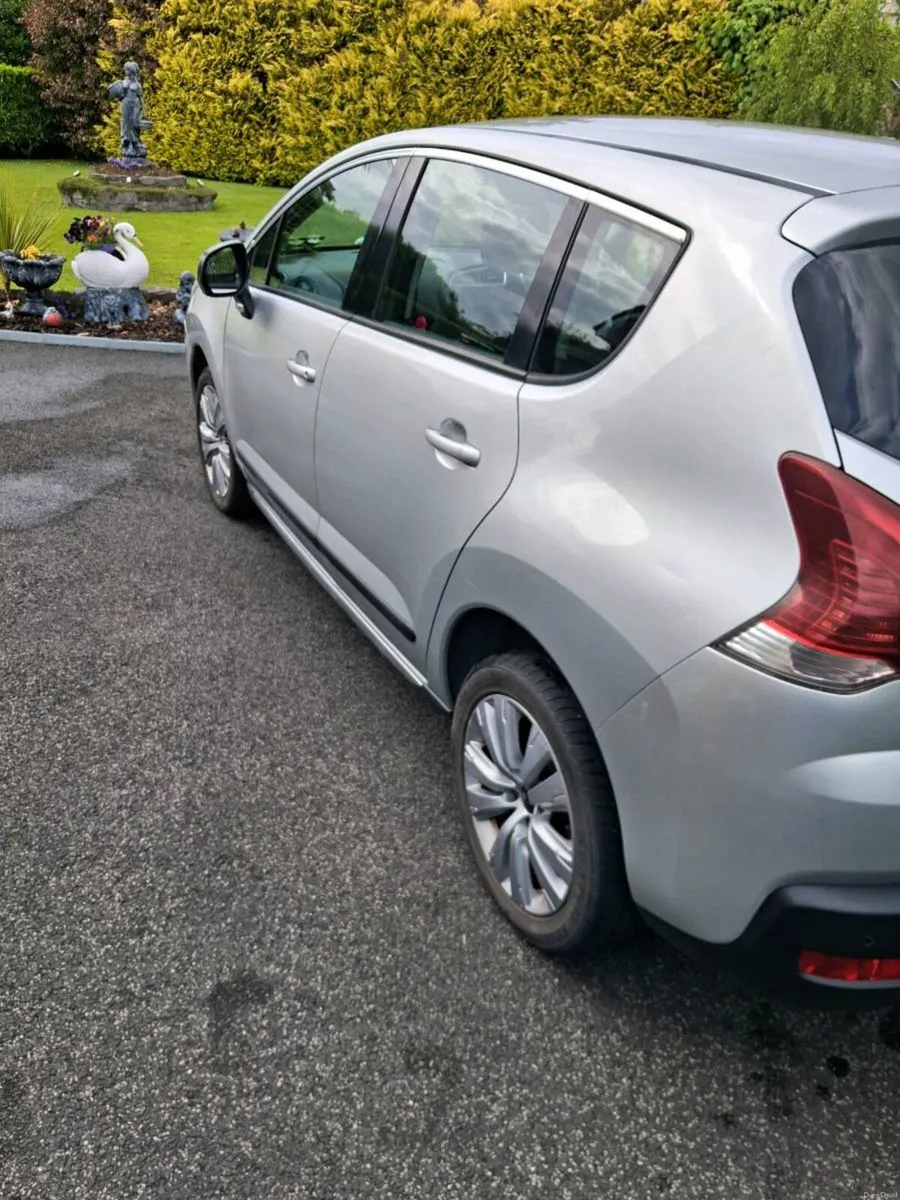 Peugeot 3008 1.6 HDI - Image 6