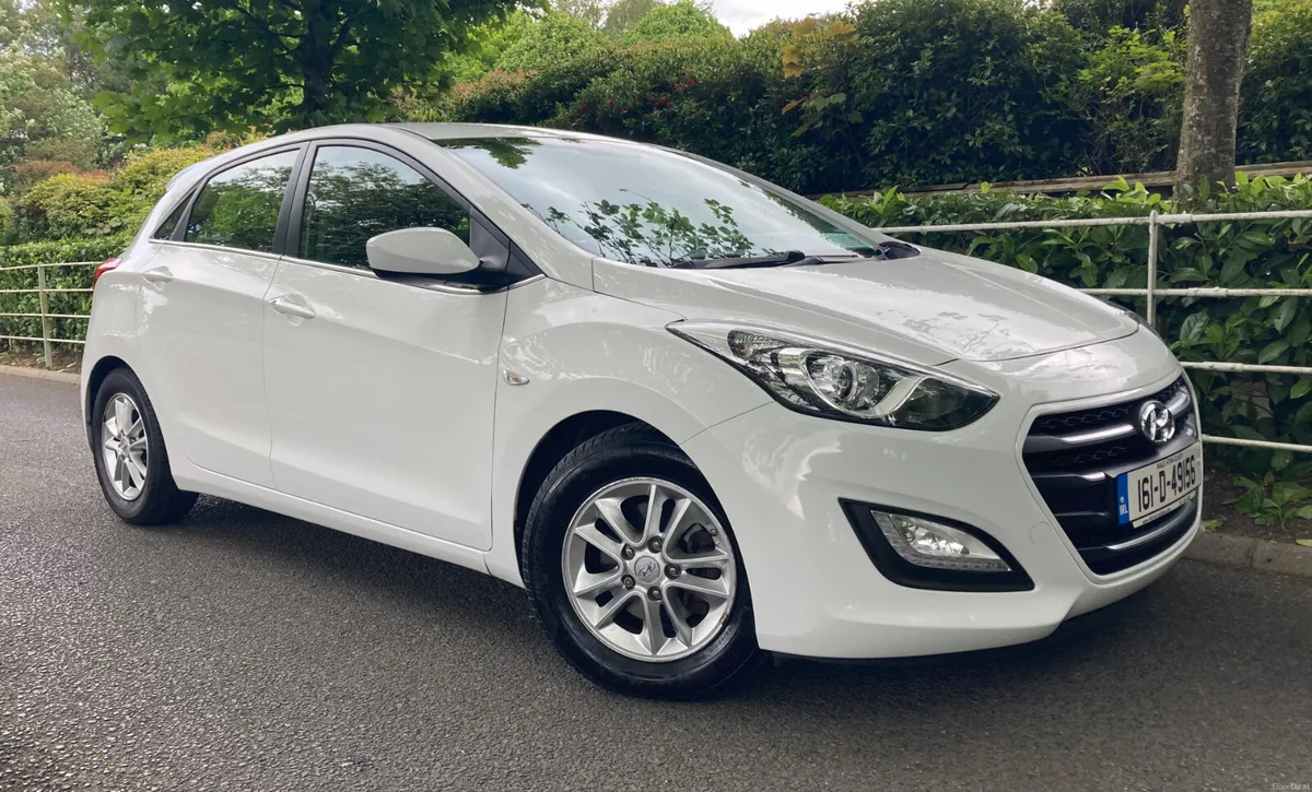 Hyundai i30 DELUXE EDITION ONLY 67k Done - Image 4