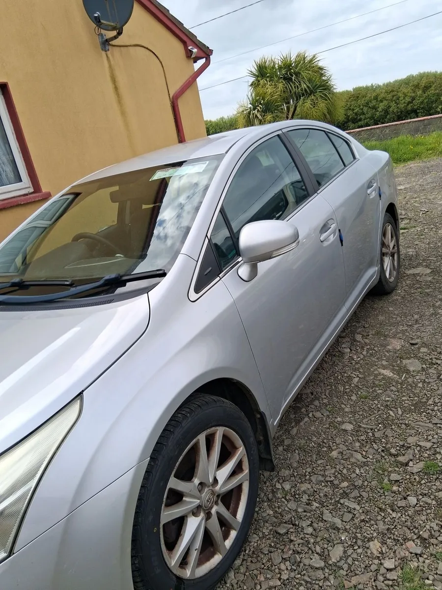 Toyota Avensis  D4D 2011 - Image 2
